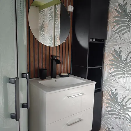 בקתה Le Petit De - Location Confort A La Montagne סאיאגוז